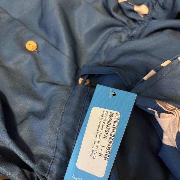 Cupshe Casual V Neck Blue & Tan Floral Dress - Picture 5 of 5